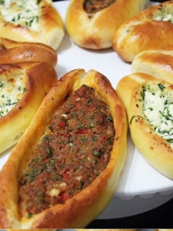 Kıymalı Peynirli Pide lezzetli anlar Nefis Yemek Tarifleri