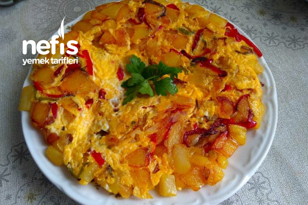 Biberli Patatesli Omlet Nefis Yemek Tarifleri