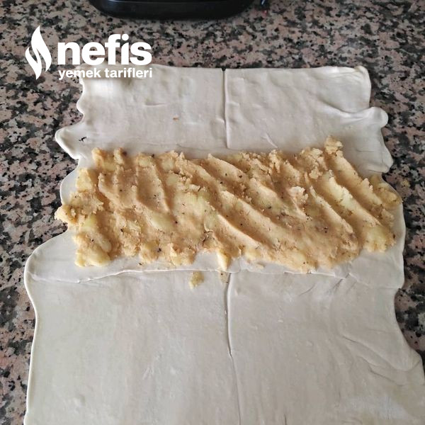 Patatesli Büzgülü Milföy Börek Nefis Yemek Tarifleri