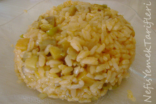 Patlıcanlı Pirinç Pilavı