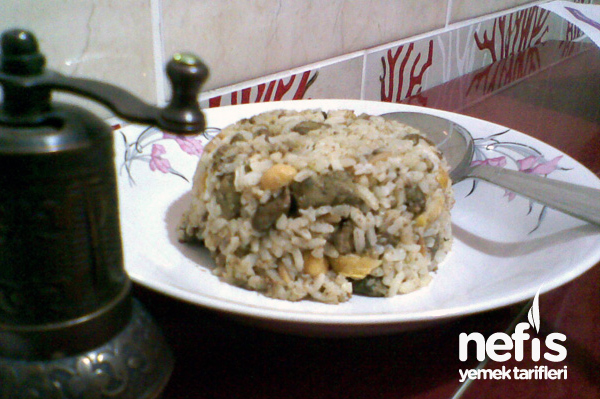 Ciğerli Nohutlu Pirinç Pilavı