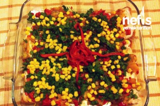 Patlıcanlı Etimek Salatası Tarifi