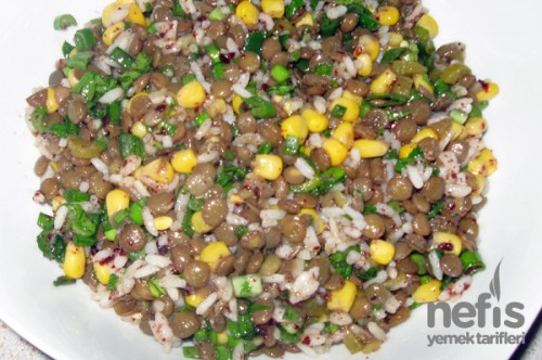 Pirinçli Yeşil Mercimek Salatası Tarifi