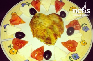 Kahvaltılık Ispanaklı Peynirli Kalp Böreği Tarifi