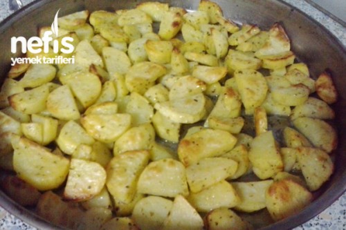 Fırında Baharatlı Patates Yapımı Tarifi
