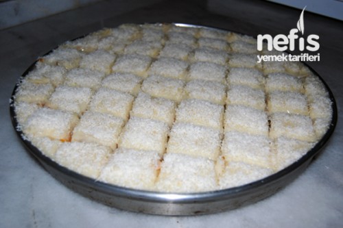 Fındıklı, Havuçlu, Kremalı Kek Nefis Yemek Tarifleri