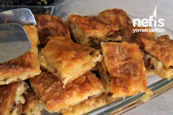 Kıymalı Börek Yapımı