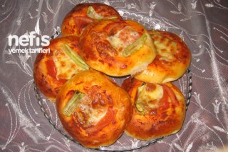 Çemenli Mini Pizza Tarifi