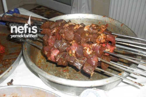 Ciğer Kebabı (Cartlak Kebabı) Tarifi