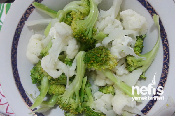 Yoğurtlu Karnabahar Brokoli Salatası 1