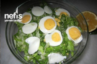 Yumurtalı Marul Salatası Tarifi