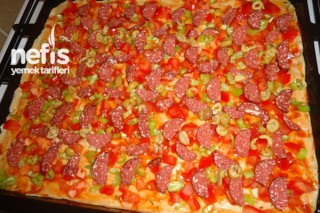 Pizzanın Yapımı Tarifi