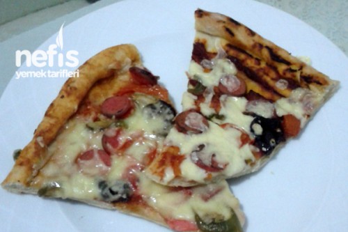 Ev Yapımı Pizza / İnci Hanımdan Nefis Yemek Tarifleri