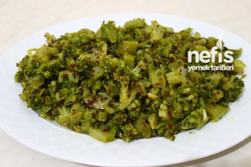 Brokoli Salatasının Yapılışı Tarifi