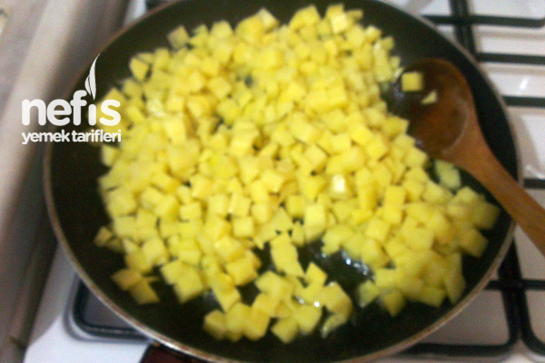 Kahvaltılık Küp Patates Yapılışı 2