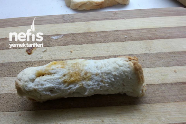 Tost Ekmeğiyle Börek Yapımı 5