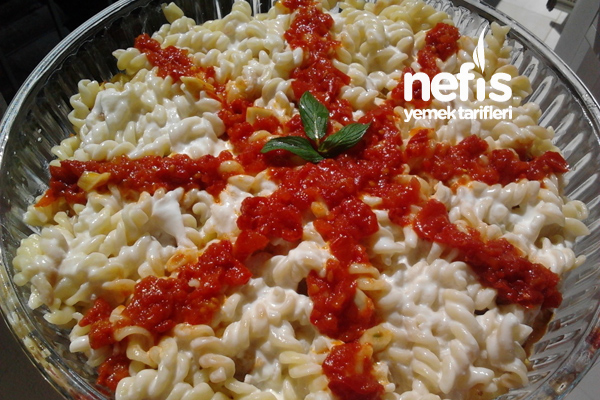 Yalangoch etuk tatar ayollari