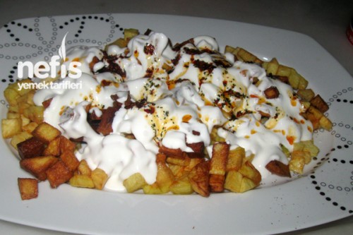 Yoğurtlu Patates Yapımı Videosu Yoğurtlu Patates Yapımı Videosu