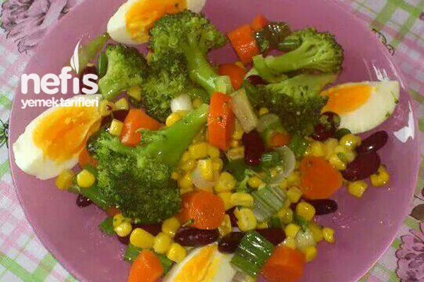 Brokoli Salatası 1