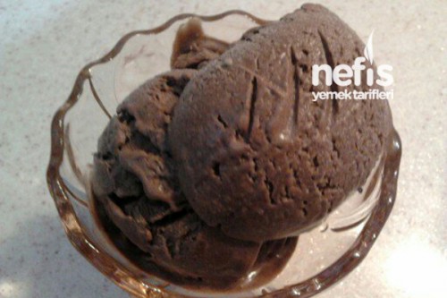Çikolatalı Dondurma Tarifi