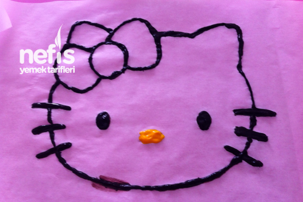 hello-kittyli-dogum-gunu-pastasi-fotografi-Hello Kittyli Doğum Günü Pastası 4
