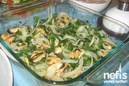 En lezzetli salata tarifi buluyoruz En lezzetli salata tarifi buluyoruz