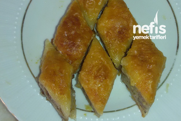 Cevizli Ev Baklavası