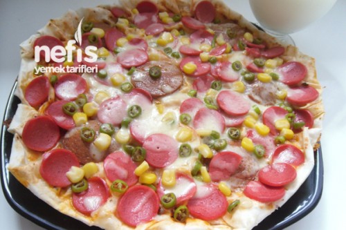 Yufka Pizza - Nefis Yemek Tarifleri