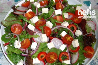 Feta Salatası Tarifi