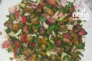 Zeytin Salatası Tarifi