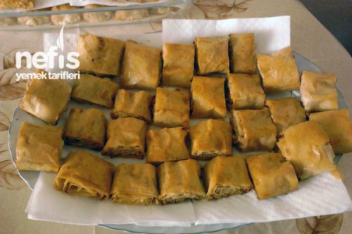 Baklava Yufkasından Tahinli Çıtır Kurabiye Tarifi