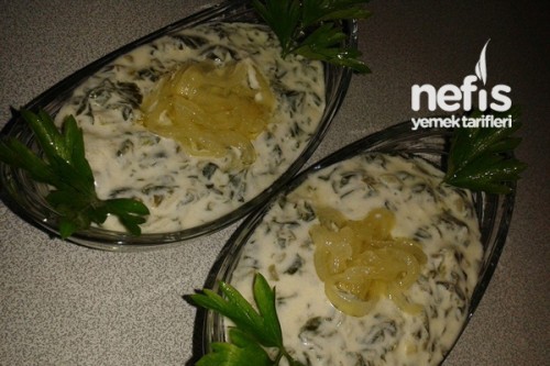 Yoğurtlu Ispanak Salatası Tarifi Videosu Yoğurtlu Ispanak Salatası Tarifi Videosu