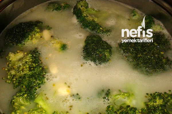 Kremalı Brokoli Çorbası 2