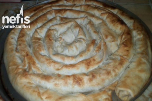 Pınar Labneli Ispanaklı Patatesli Tepsi Böreği Yapımı Tarifi