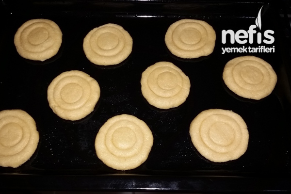 İrmikli Kurabiye Tatlısı Nefis Yemek Tarifleri
