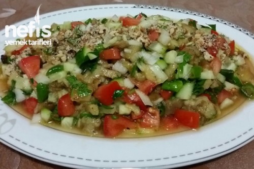 Köz Patlıcanlı Gavurdağ Salatası Tarifi