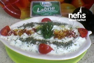 Pınar Labneli Kara Turp Salatası Tarifi