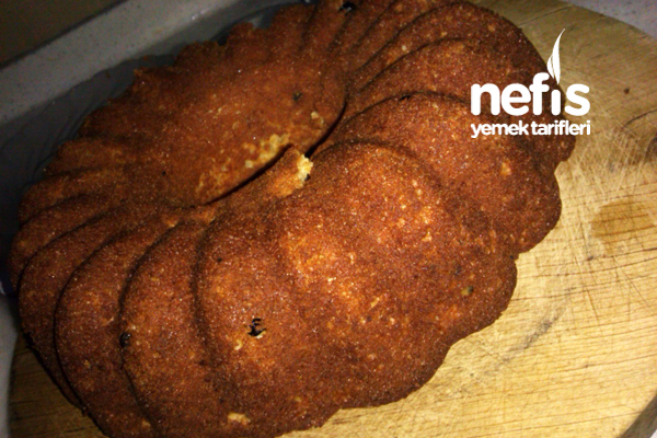 Tarçınlı Portakallı Havuçlu ve Üzümlü Kek Nefis Yemek Tarifleri