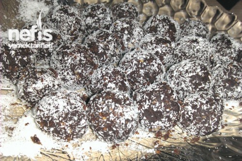 Üzümlü Bayat Kekten Truff Nefis Yemek Tarifleri