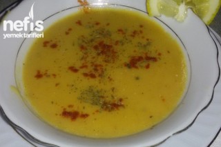 Besleyici Mercimek Çorbası Tarifi