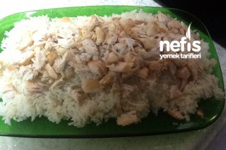 Tavuk Etli Pirinç Pilavı (Tavuk Suyu İle) Tarifi