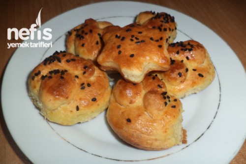 Peynirli Tuzlu Pasta Nefis Yemek Tarifleri