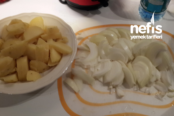 Karamelize Soğanlı Patates Kavurması ( Et Yemeği Garnitürü) Nefis