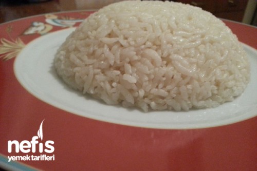 Pirinç Pilavı (Süt Kremalı) Tarifi