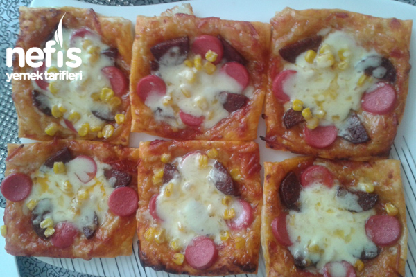 Milföylü Mini Pizza Nefis Yemek Tarifleri