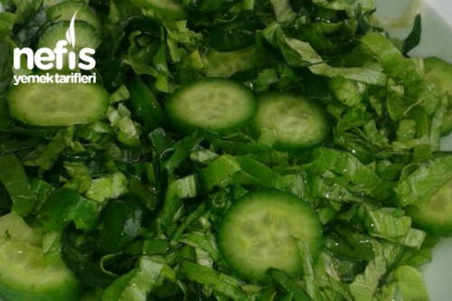 Ispanaklı Yeşil Salata Tarifi