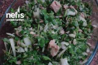Ton Balıklı Salata Yapımı Tarifi