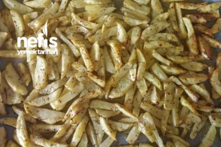 Fırında Pratik Baharatlı Çıtır Patates Tarifi