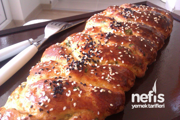 Peynirli Paskalya Çöreği Tarifi - Nefis Yemek Tarifleri