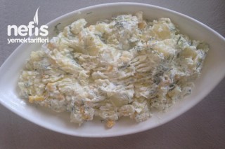 Süzme Yoğurtlu Patates Salatası Tarifi